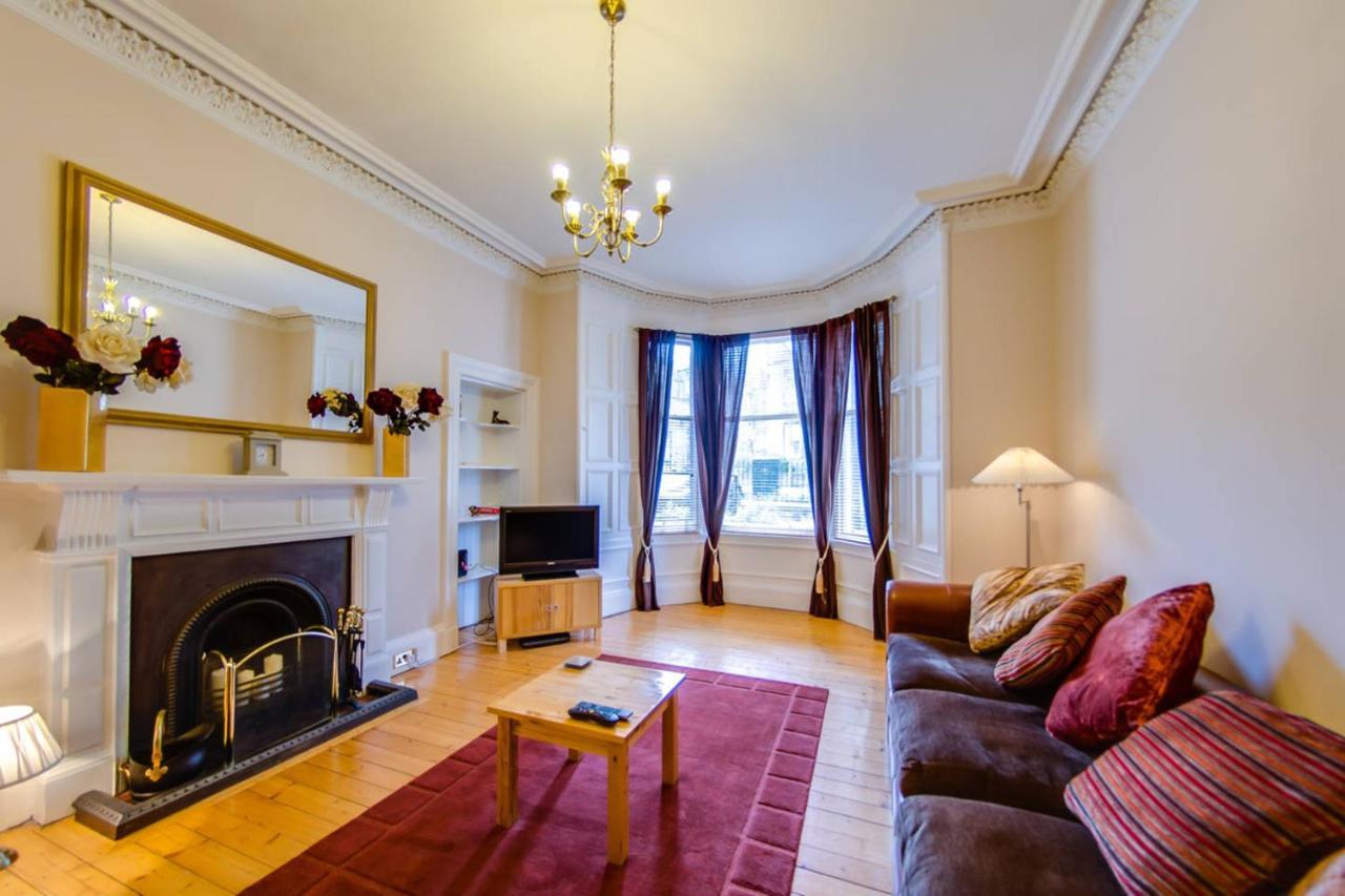 Joivy Spacious Apartment Next To The Meadows Édimbourg Extérieur photo