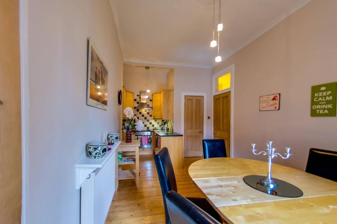 Joivy Spacious Apartment Next To The Meadows Édimbourg Extérieur photo